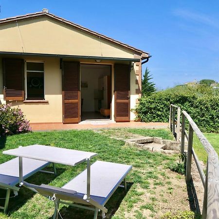 Chalet Elena In Montescudaio, Ground Floor With Fenced Garden Zewnętrze zdjęcie
